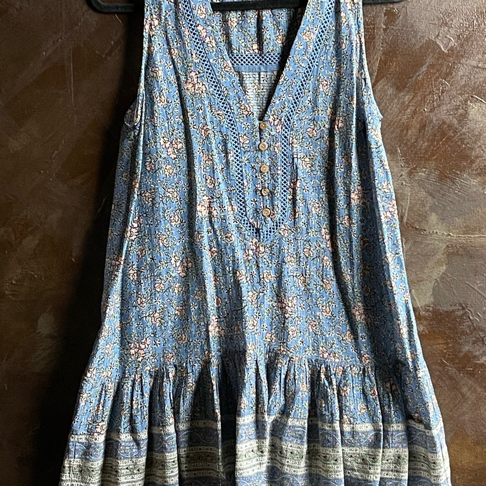 Veronica Beard Blue Floral Sleeveless dress